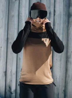 Mons Royale Yotei BF Tech LS Women's Merino Top 9 Mons Royale Yotei BF Tech LS Women's Merino Top -Outdoor Essentials Shop 100022 1169 570 401