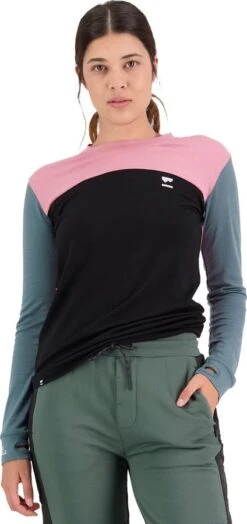 Mons Royale Yotei BF Tech LS Women's Merino Top 11 Mons Royale Yotei BF Tech LS Women's Merino Top -Outdoor Essentials Shop 100022 1169 581 101