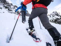 MSR DynaLock Ascent Carbon Mountaineering Poles -Outdoor Essentials Shop 148daba8 212a 4d95 8a50 bae3b9d60e2e10237 MSR SS 1 DSC4035