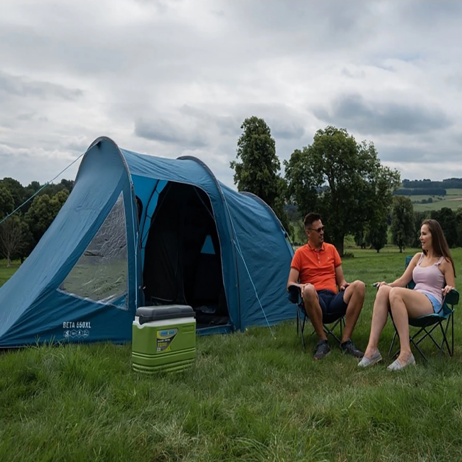 Vango Beta 550XL Lightweight Family Camping Tent 5 Vango Beta 550XL Lightweight Family Camping Tent - Image 3