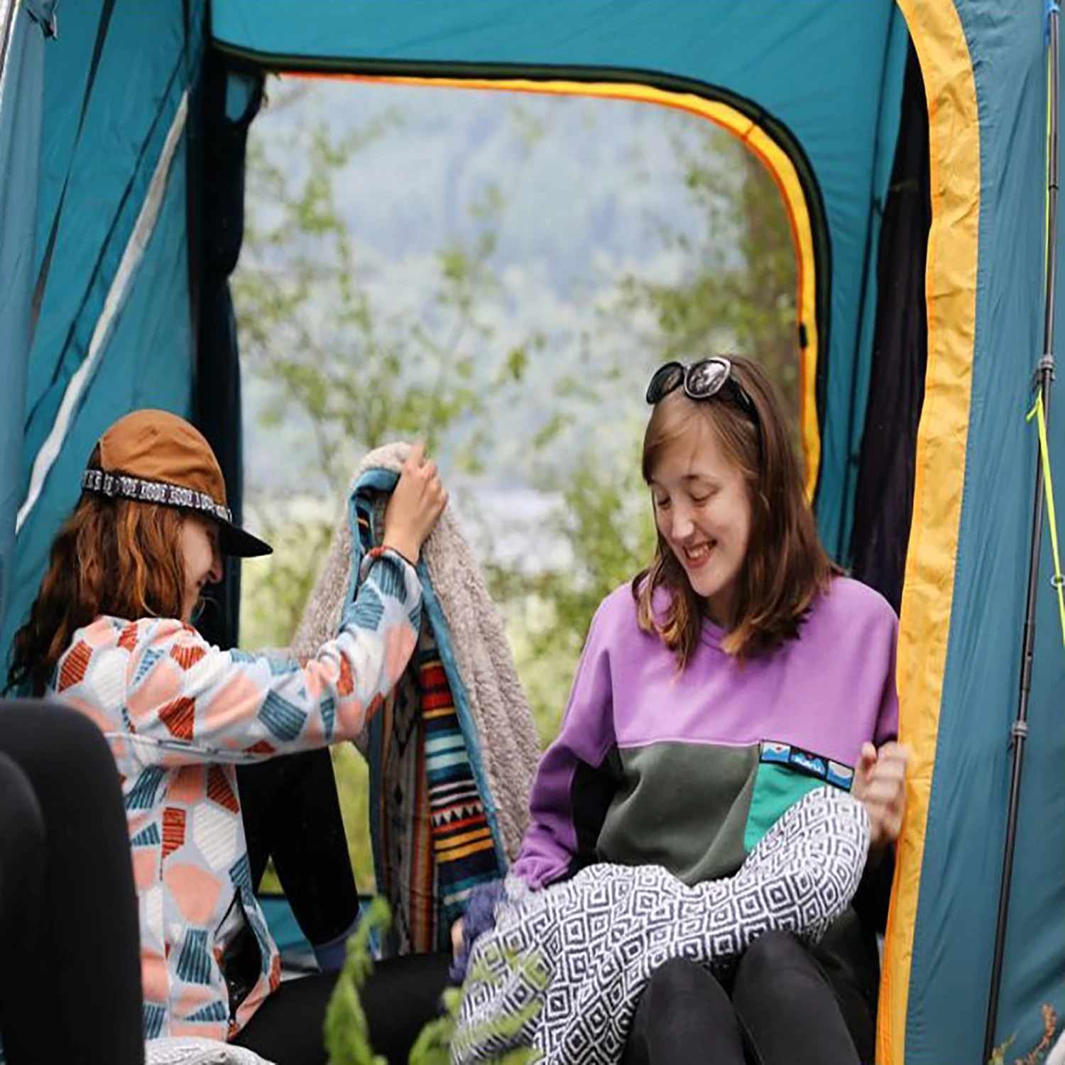 Vango Beta 550XL Lightweight Family Camping Tent 8 Vango Beta 550XL Lightweight Family Camping Tent - Image 6