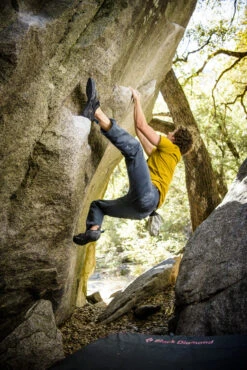 Black Diamond Momentum Rock Climbing Shoes -Outdoor Essentials Shop 1a0753f4 1c7a 4614 8b4b 5d17bc0558dfadam c 20170313 3259