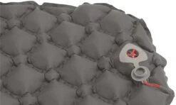 Robens PrimaVapour 40 Ultralight Insulated Airbed 8 Robens PrimaVapour 40 Ultralight Insulated Airbed -Outdoor Essentials Shop 310096 Robens PrimaVapour 40 Feature photo7