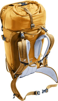 Deuter Freerider Pro 34+ Ski/Snowboard Backpack 21 Deuter Freerider Pro 34+ Ski/Snowboard Backpack -Outdoor Essentials Shop 3303522 6611 FreeriderPro34plus almond cinnamon D 03