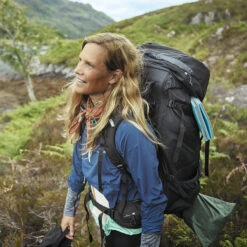 Berghaus Skerray Half-Zip Women's Windproof Hiking Jacket -Outdoor Essentials Shop 4 A000856DK7 4 22401CI4 berghaus SS21 4 22401CI4 w rgbcopy