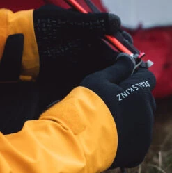 Sealskinz All Weather Ultra Grip Waterproof Gloves -Outdoor Essentials Shop 6830647b 2935 4c0e 8c43 c337b14a69b0UltraGrips3