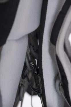 Vamoose V2 Child Carrier Backpack -Outdoor Essentials Shop 8749edcf 6b2d 4889 bee1 97545a0e196b114438 Detail 9