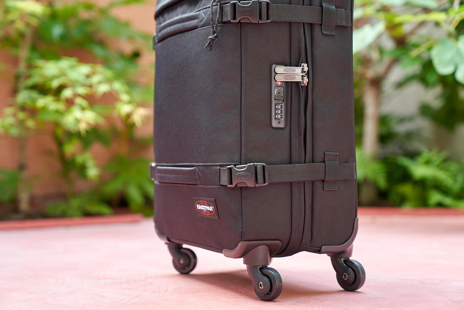 Eastpak Transit'R 4 M 68 Wheeled Bag/Suitcase 9 Eastpak Transit'R 4 M 68 Wheeled Bag/Suitcase - Image 7