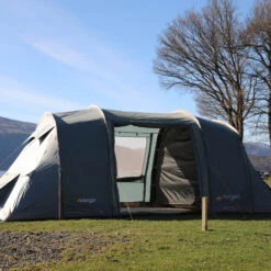 Vango Castlewood 400 Package Family Camping Tent & Footprint -Outdoor Essentials Shop Castlewood 400 HI 2023 7copy