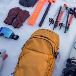 Osprey Soelden Technical Snow/Ski Backpack -Outdoor Essentials Shop F23 Soelden42ArtisanYellow 10004570 TomKlocker 9copy