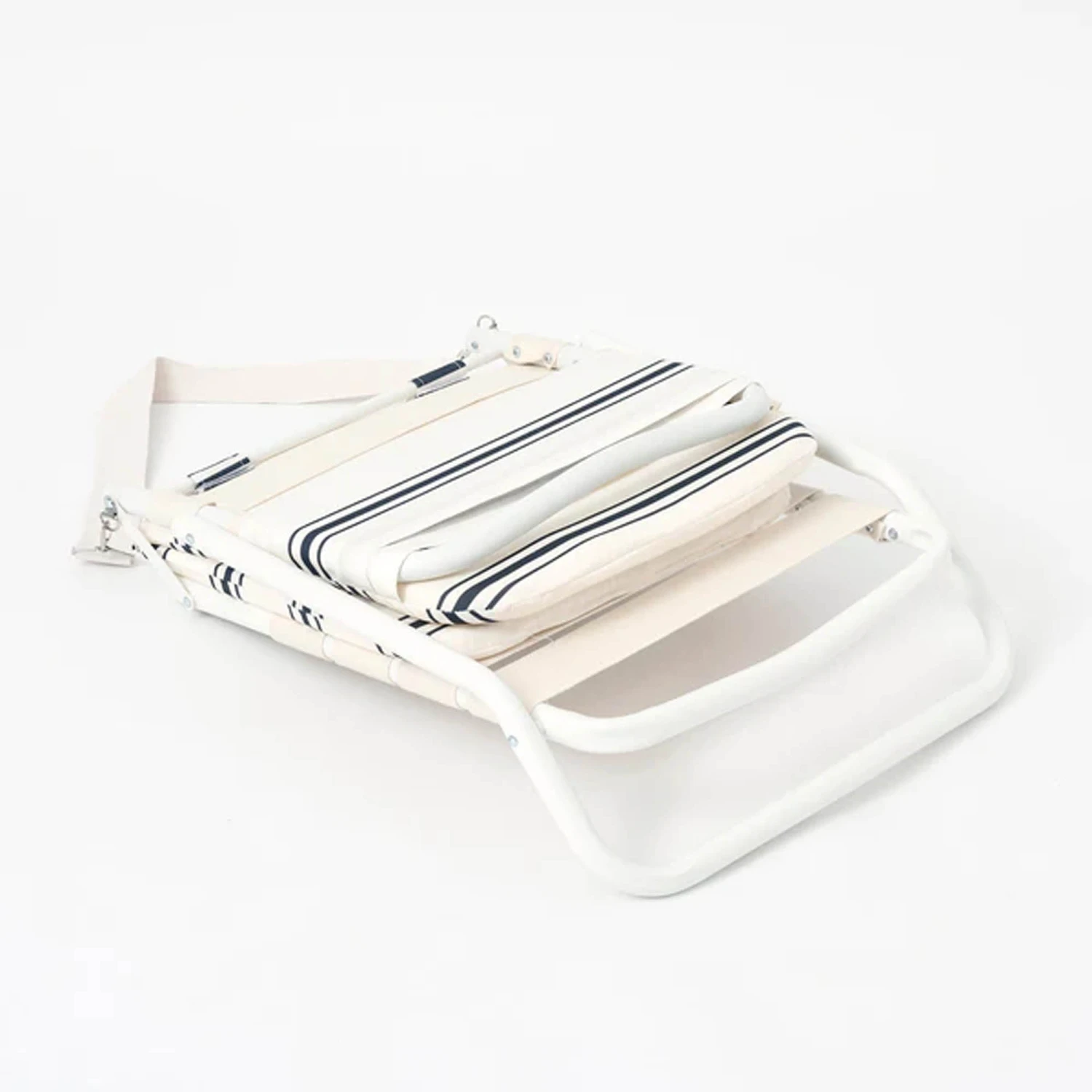 SunnyLife Cushioned Folding Camp Or Beach Chair 4 SunnyLife Cushioned Folding Camp Or Beach Chair - Image 2