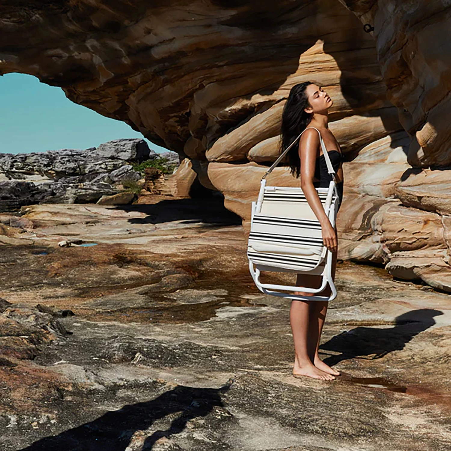 SunnyLife Cushioned Folding Camp Or Beach Chair 8 SunnyLife Cushioned Folding Camp Or Beach Chair - Image 6