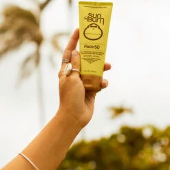 Sun Bum Original Sunscreen Face Lotion Cream -Outdoor Essentials Shop SB Hawaii Product Lifestyle Sun Face 50 01 1400x1400