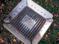 Snow Peak Fireplace Coal Bed Cast Iron Firepit Grid Plate -Outdoor Essentials Shop ST 031S function1 1 2 24aa8025 efb5 4b7f 891b cb52e95680e2