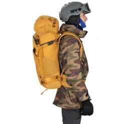 Osprey Soelden Technical Snow/Ski Backpack -Outdoor Essentials Shop Soelden 42L F23 OnBody2 ArtisanYellowcopy