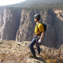 Black Diamond Vision Rock Climbing Helmet -Outdoor Essentials Shop black diamond vision MIPS 008D