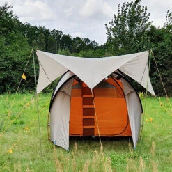 Wechsel Voyager Lightweight 4-Person Camping Tent -Outdoor Essentials Shop csm Wechsel wingL anwendung 02 8cdd0b5b5a