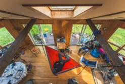 ENO SingleNest Lightweight Hammock -Outdoor Essentials Shop e4ed1419 5088 4155 9c47 e3765c53c273Ryan Lee Eno Hammocks