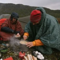 Thermarest Honcho Poncho Hooded Thermal Camping Blanket -Outdoor Essentials Shop gg2123