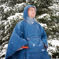 Thermarest Honcho Poncho Hooded Thermal Camping Blanket -Outdoor Essentials Shop gg2128 1