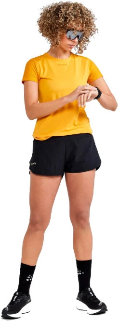 Craft Hypervent Split Running Shorts -Outdoor Essentials Shop jhgjhgj