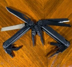 Leatherman Wave Plus Pocket Multi Tool + Sheath -Outdoor Essentials Shop jjet0747
