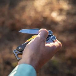 Leatherman Signal Compact Multipliers Utility Tool -Outdoor Essentials Shop jjet0784