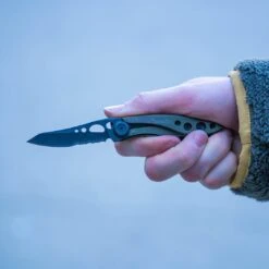 Leatherman Skeletool KBX Lightweight Folding Pocket Knife -Outdoor Essentials Shop jjet0858