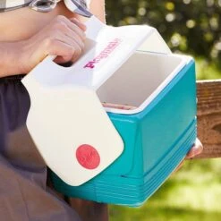 Igloo Retro Playmate Mini Personal Lunch Cool Box -Outdoor Essentials Shop jjet1219