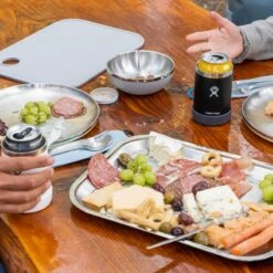 Hydro Flask Cut & Serve Platter Chopping Board & Tray -Outdoor Essentials Shop jjet13147