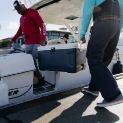 Igloo Maxcold 70 Camping Cool Box -Outdoor Essentials Shop oofg0620