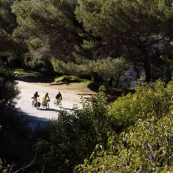 FJÄLLRÄVEN S/F Cave Tote -Outdoor Essentials Shop square mood ss22 s f willsaunders la 1005 exp 2027 03 01