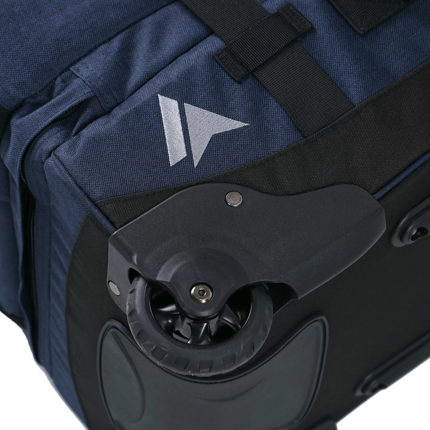 Maxim 2.0 70 Wheeled Luggage Bag 17 Maxim 2.0 70 Wheeled Luggage Bag - Image 15