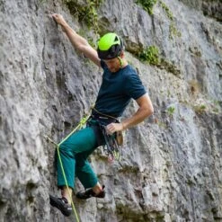 Wild Country Mosquito Rock Climbing Harness -Outdoor Essentials Shop zdf144