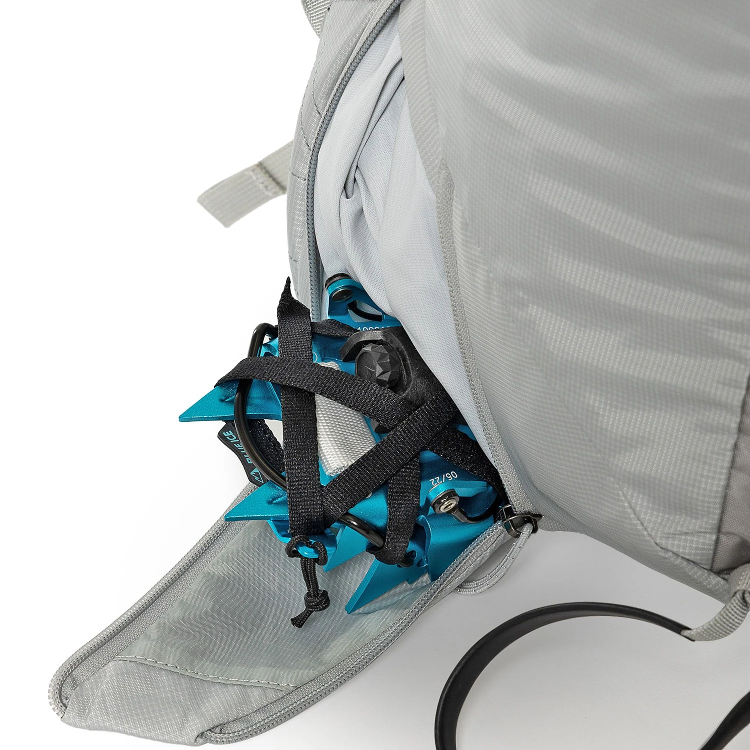 Blue Ice Taka 30 Mountaineering Ski Touring Pack 12 Blue Ice Taka 30 Mountaineering Ski Touring Pack - Image 10