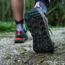 Altra Lone Peak 7 Trail Running Shoes -Outdoor Essentials Shop zllo1922